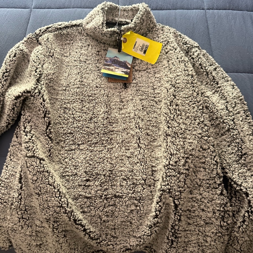 Pullover half zip